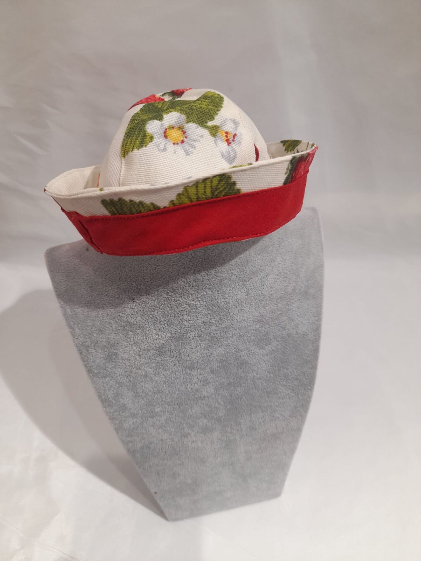 Dogzade Şapka Çilekli