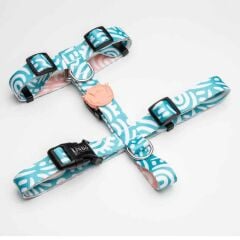 Lindodogs Touch Göğüs Tasması – Mavi & Beyaz Desenli, Ayarlanabilir ve Şık Tasarım