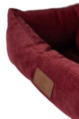 Peggy Luna Bordo Kedi ve Köpekler için Yatak – Kaydırmaz Taban, Elyaf Dolgulu